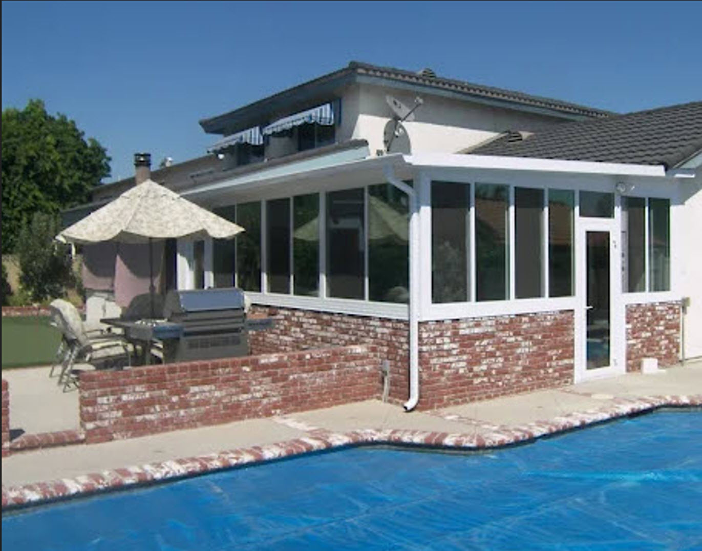 Brick and Glass Southern California Sunroom Style